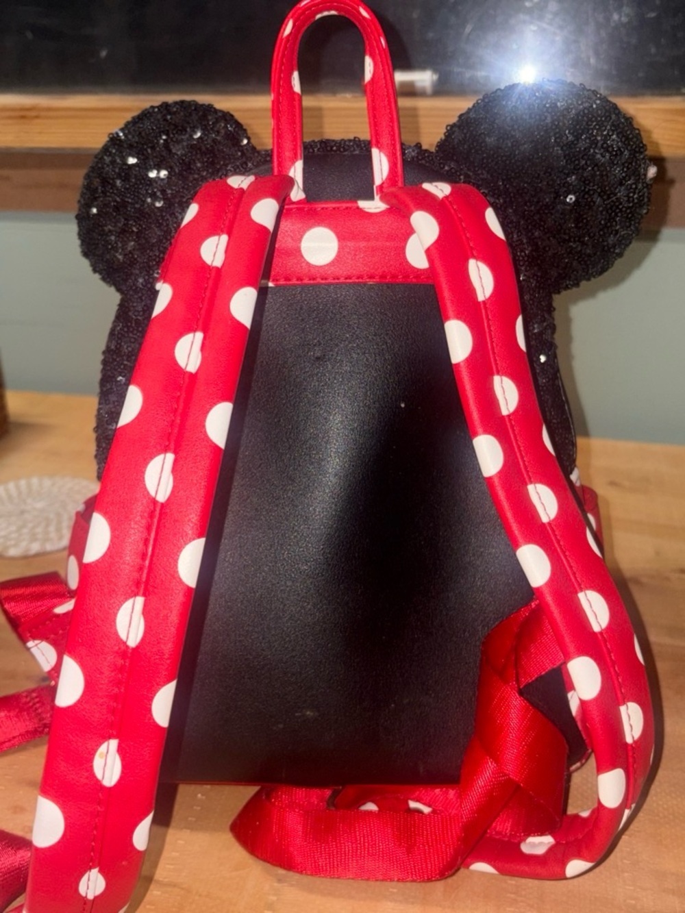 Loungefly Red White Polka Dot Minnie Mouse Sequin Ear Backpack - Picture 4 of 7